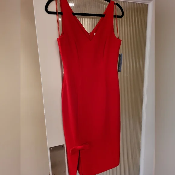 Red Holiday cocktail dress - Picture 6 of 6